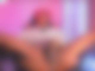 Live cam show with AMBER - Teen (18+) on Uber Horny