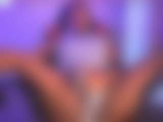 Live cam show with AMBER - HD on Camsoda