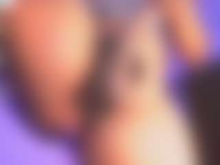 Live cam show with AMBER - Spank on Camsoda