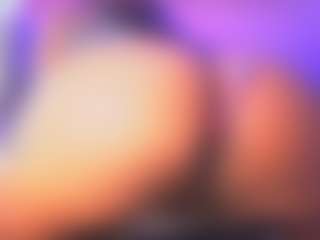 Live cam show with AMBER - Tease on Camsoda