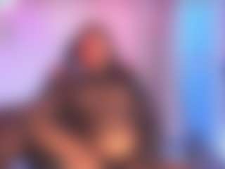 Live cam show with AMBER - Colombia on madthumbs
