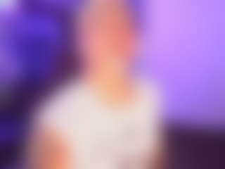 Live cam show with AMBER - Teen (18+) on madthumbs