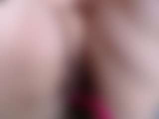 Keira Stone's Live Sex Cam Show