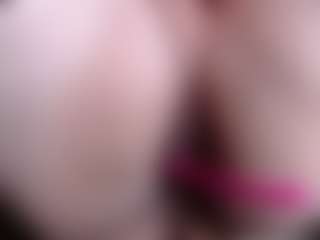 Keira Stone's Live Sex Cam Show