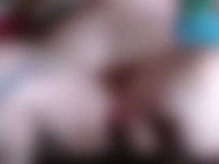 Show live cam dengan Keira Stone - Nipple Piercings di Camsoda