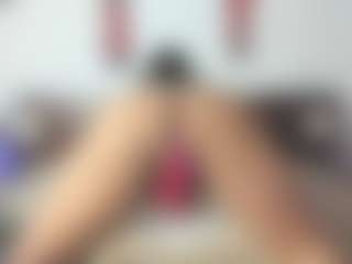 MiaMarin-hot's Live Sex Cam Show