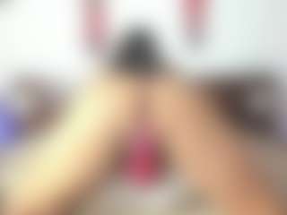 MiaMarin-hot's Live Sex Cam Show