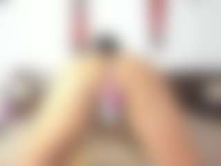 MiaMarin-hot's Live Sex Cam Show