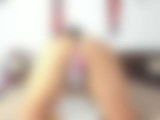 MiaMarin-hot's Live Sex Cam Show