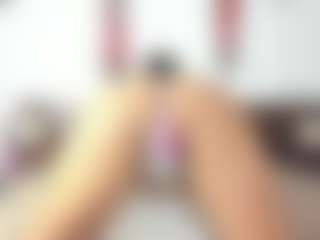 MiaMarin-hot's Live Sex Cam Show