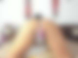 MiaMarin-hot's Live Sex Cam Show