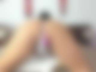 MiaMarin-hot's Live Sex Cam Show