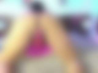 MiaMarin-hot's Live Sex Cam Show