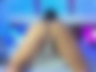 Live-camshow met MiaMarin-hot - Tease op Camsoda