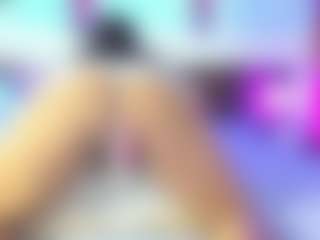 Live cam show with MiaMarin-hot - Smoking on Camsoda