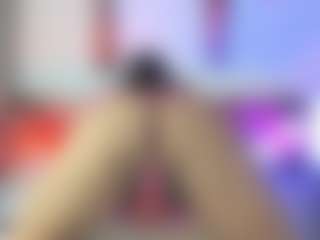Live cam show with MiaMarin-hot - Smoking on Camsoda