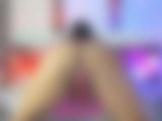 Live cam show with MiaMarin-hot - Smoking on Camsoda