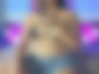 Live cam show with MiaMarin-hot - Teen (18+) on Dare Cams
