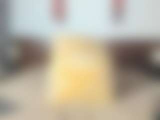 Live cam show with MiaMarin-hot - Tease on SquirtSoMuch
