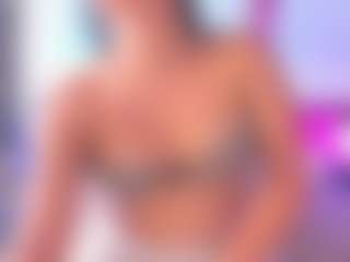 Live cam show with MiaMarin-hot - Black Hair on live18s.com