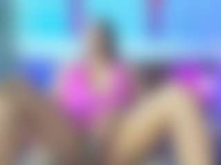Live-Cam-Show mit MiaMarin-hot - Spank auf Camsoda