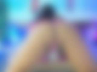 MiaMarin-hot's Live Sex Cam Show