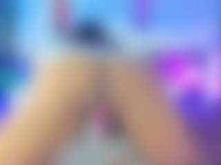 Live cam show with MiaMarin-hot - Tease on xDating