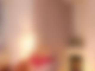 Live cam show with LorenDaze - Small Tits Mature on Gym Cam Girls
