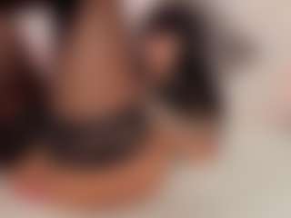 Live cam show with VanessaFox__ - Fingers on Camsoda