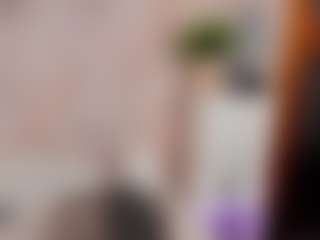 Live cam show with VanessaFox__ - Green Eyes on livesuperchat.net