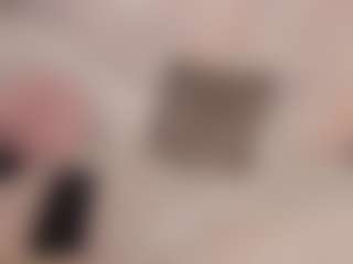 Live cam show with VanessaFox__ - Spank on StripNow