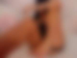 Live cam show with VanessaFox__ - Twerk on Camsoda