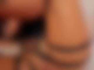 Live cam show with VanessaFox__ - Strip on SinfulBabes