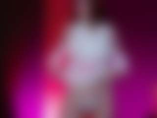 Live cam show with Red-moon1 - Smoking on Camsoda