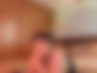 Live cam show with Isabel Sofia - Robe on TeamSkeetLive