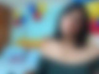 Live cam show with Isabel Sofia - Bikini on Gym Cam Girls