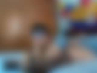 Live cam show with Isabel Sofia - Mature on Strip Flash - Live Sex Shows