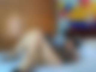 Live cam show with Isabel Sofia - Big Ass on Camsoda Late Night