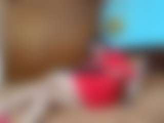 Live cam show with Isabel Sofia - Middle Aged on madthumbs
