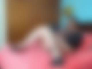 Live cam show with Isabel Sofia - Bikini on Camsoda