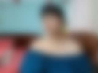 Live cam show with Isabel Sofia - Granny on UwU Esports