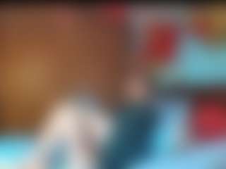 Live cam show with Isabel Sofia - Bikini on SxyPornLive