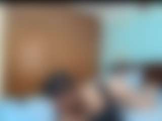 Live cam show with Isabel Sofia - Blowjob on Dare Cams