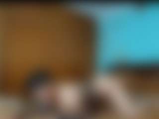 Live cam show with Isabel Sofia - Mature on CamClone