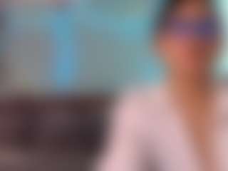 Live cam show with Isabel Sofia - Granny Big Ass on luckytryst.com