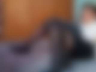 Live cam show with Isabel Sofia - Granny Dildo on luckytryst.com