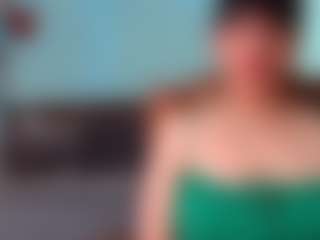 Live cam show with Isabel Sofia - Interactivetoy Granny on xDating