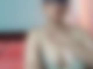 Live cam show with Isabel Sofia - Mature on Camsoda