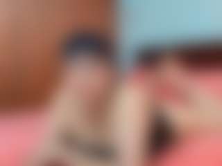 Live cam show with Isabel Sofia - Amateur on Camsoda