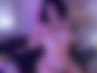 KLOE's Live Sex Cam Show
